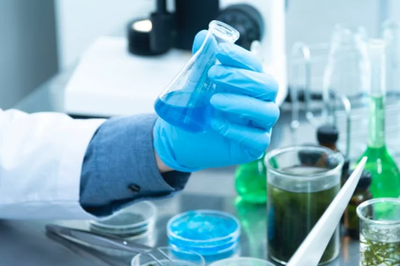 解锁企业数字化的钥匙 免费ERP、沙盘模拟与外包服务的整合之道